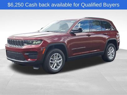 New 2025 Jeep Grand Cherokee Laredo X w/ Luxury Tech Group I