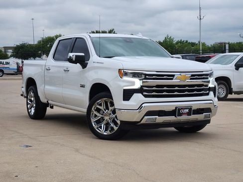 Used 2024 Chevrolet Silverado 1500 LTZ w/ LTZ Convenience Package II RWD image 2
