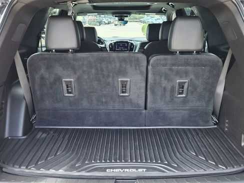 Used 2023 Chevrolet Traverse High Country AWD/4WD image 29