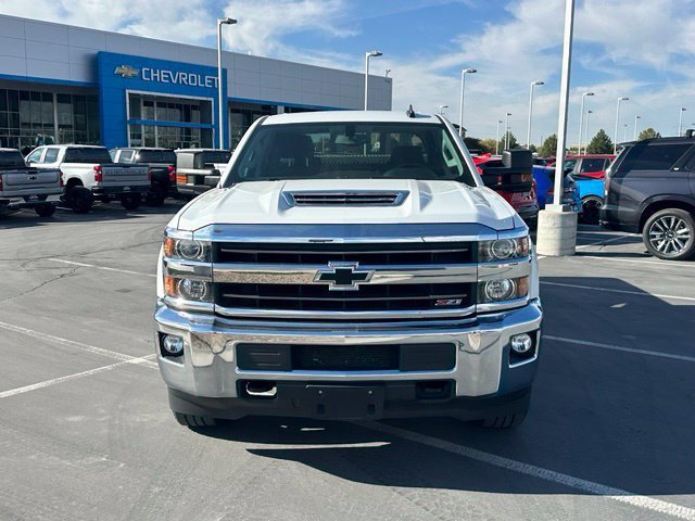 Used 2019 Chevrolet Silverado 3500 LT w/ LT Convenience Package AWD/4WD image 11