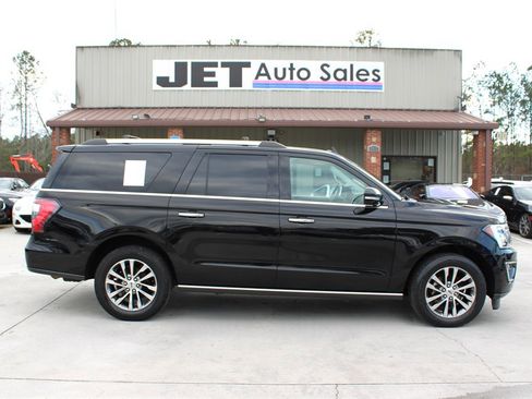 Used 2018 Ford Expedition Max Limited w/ Equipment Group 301A image 8