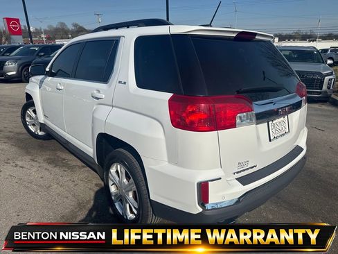 Used 2017 GMC Terrain SLE w/ Technology Package image 6