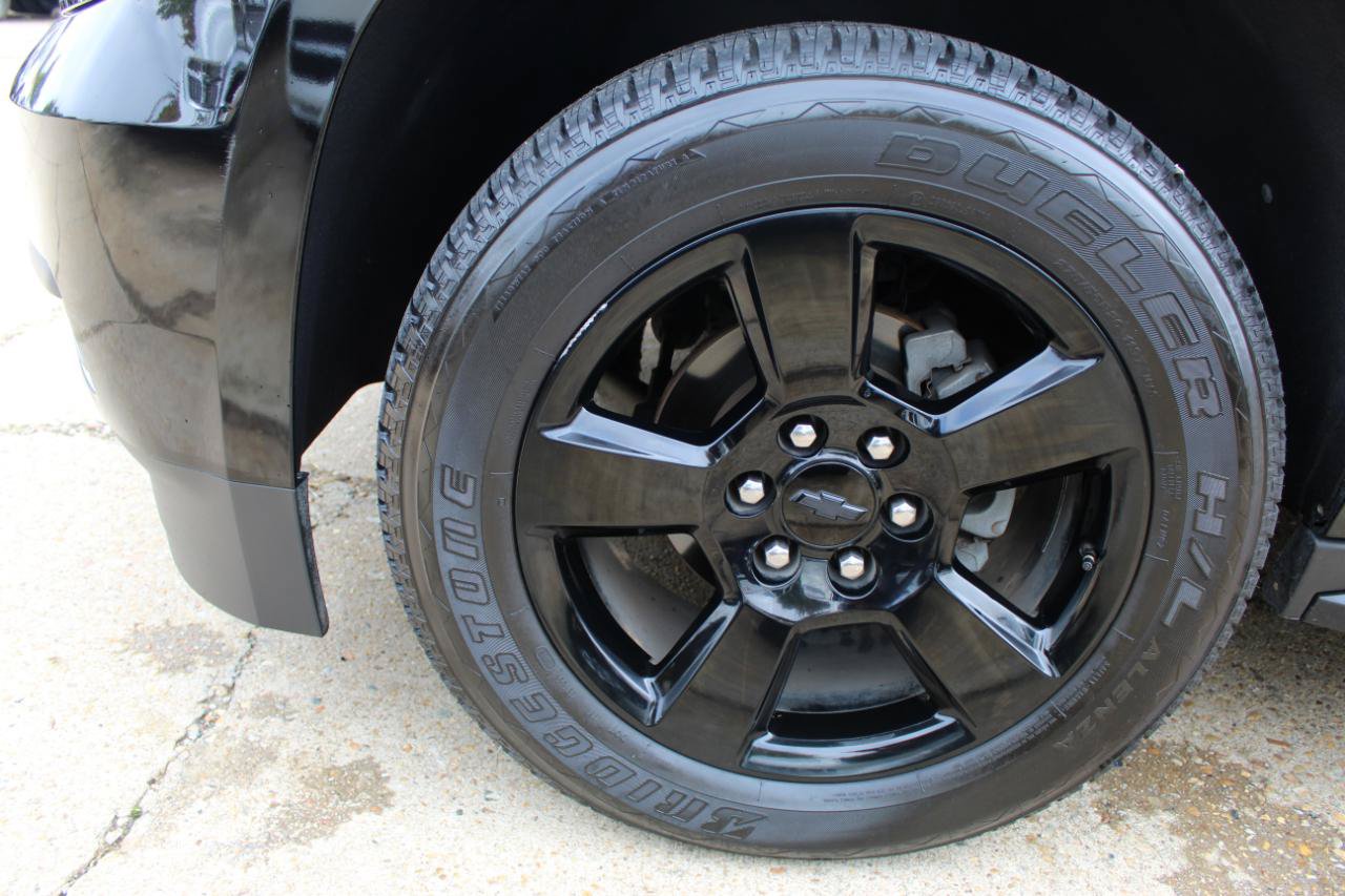 Used 2018 Chevrolet Tahoe LT w/ LT Midnight Edition AWD/4WD image 34