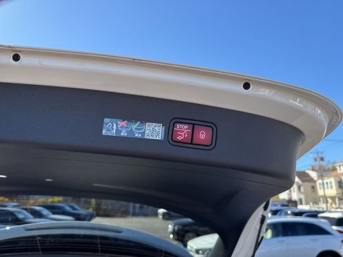 New 2026 Mercedes-Benz GLC 300 4MATIC image 27