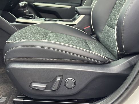 New 2025 Kia K4 GT-Line image 14