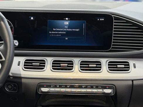 Used 2025 Mercedes-Benz GLE 350 4MATIC image 43