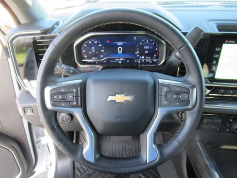 Used 2024 Chevrolet Silverado 2500 LTZ w/ LTZ Plus Package image 18