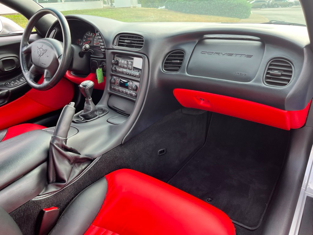 Used 2001 Chevrolet Corvette Z06 w/ Memory Pkg RWD image 29