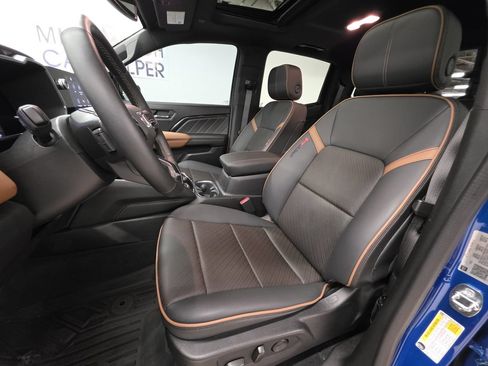 Used 2023 GMC Canyon AT4 w/ AT4 Premium Package AWD/4WD image 20