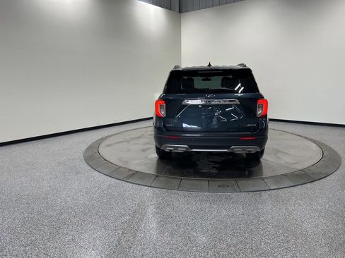 Certified 2022 Ford Explorer XLT w/ Equipment Group 202A image 8