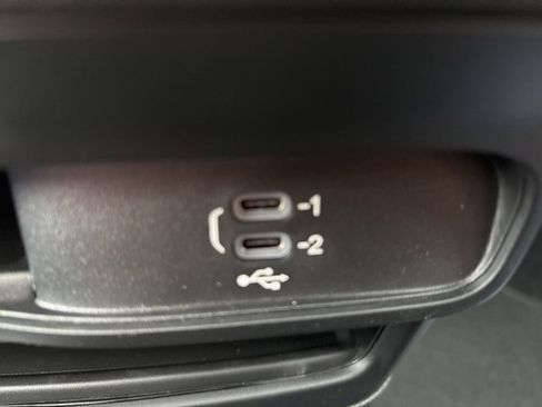 New 2026 Chrysler Pacifica Select image 14