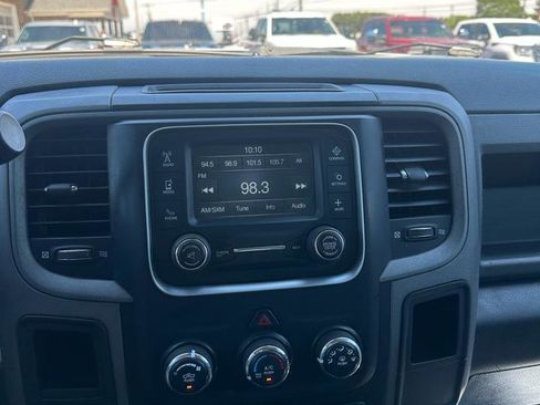 Used 2016 RAM 3500 Tradesman w/ Chrome Appearance Group AWD/4WD image 15