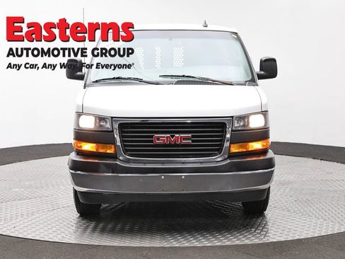 Used 2020 GMC Savana 2500 w/ Driver Convenience Package RWD image 2