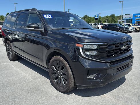 Used 2025 Ford Expedition Max Platinum w/ Stealth Appearance Package AWD/4WD image 1