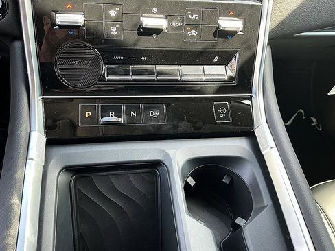 New 2026 Nissan Armada SV image 19