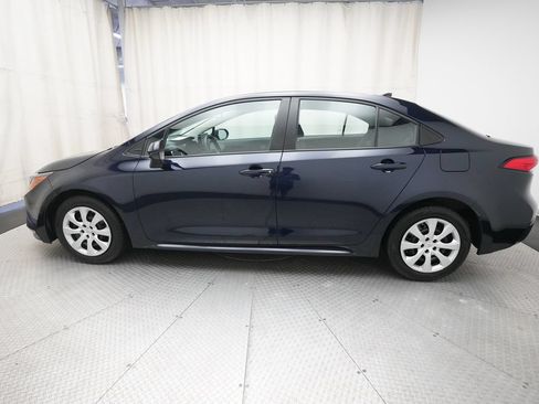 Used 2023 Toyota Corolla LE FWD image 23