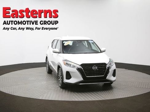 Used 2023 Nissan Kicks SV image 50