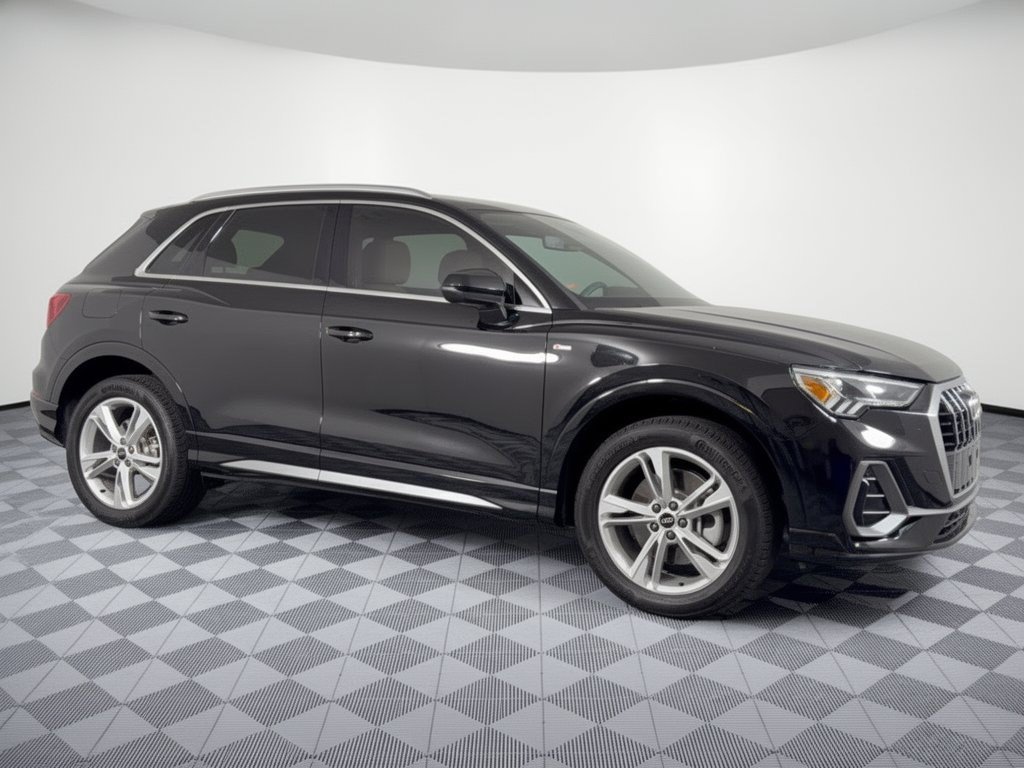 Used 2024 Audi Q3 2.0T Premium Plus AWD/4WD image 8