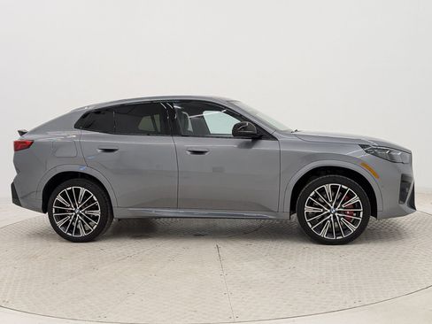 New 2026 BMW X2 xDrive28i w/ Technology Package AWD/4WD image 8