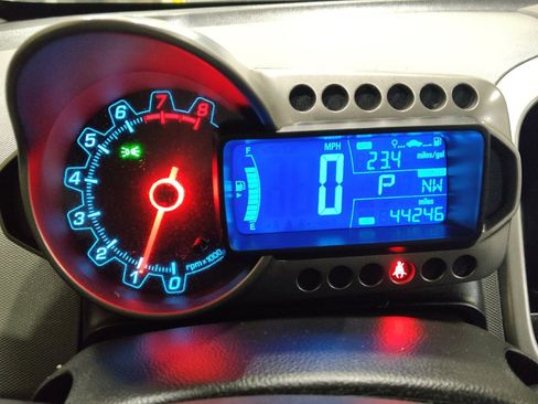 Used 2016 Chevrolet Sonic LT image 23