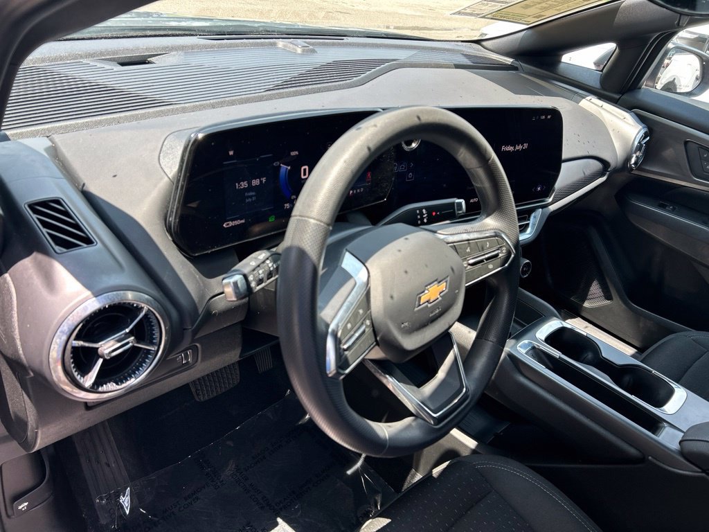 Used 2025 Chevrolet Equinox EV LT FWD image 20