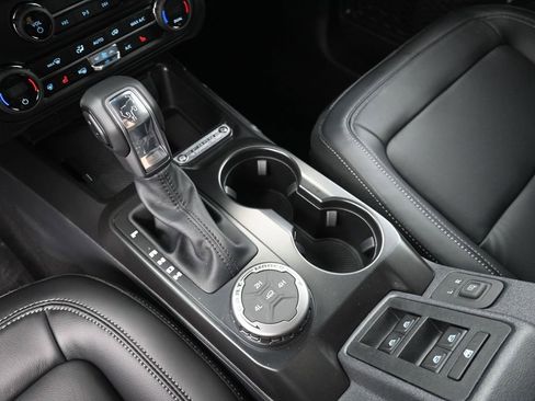 New 2026 Ford Bronco Outer Banks AWD/4WD image 30