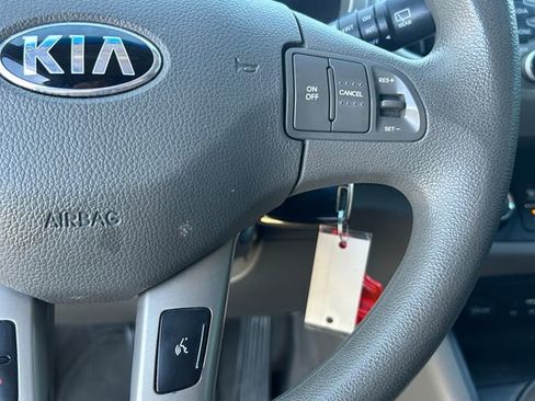 Used 2015 Kia Sportage LX FWD image 15