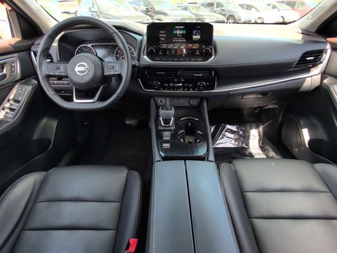 Used 2021 Nissan Rogue SL w/ Premium Package FWD image 15