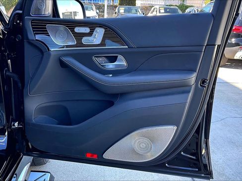 Used 2024 Mercedes-Benz Maybach GLS 600 Maybach GLS 600 image 22
