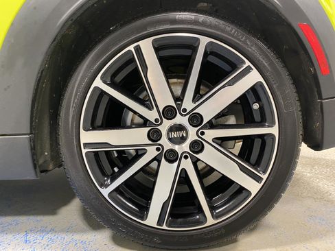 Certified 2023 MINI Cooper S w/ Sidewalk Package image 31