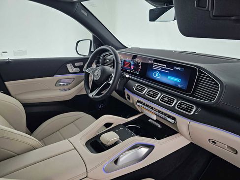 New 2026 Mercedes-Benz GLE 350 4MATIC image 11