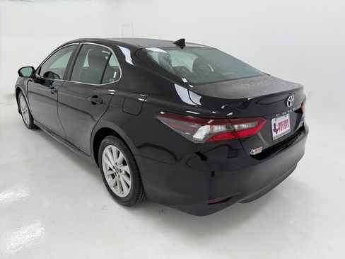 Used 2024 Toyota Camry LE image 38