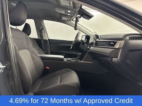 Used 2025 Toyota Camry LE image 10