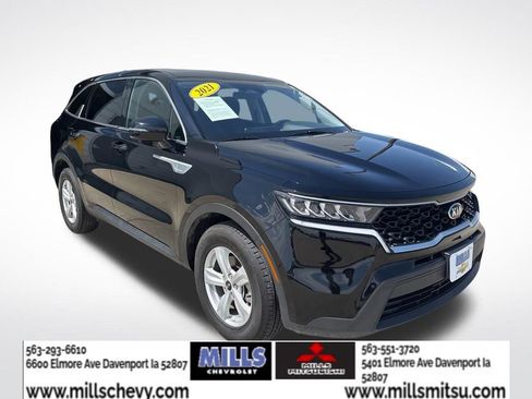 Used 2021 Kia Sorento LX FWD image 3