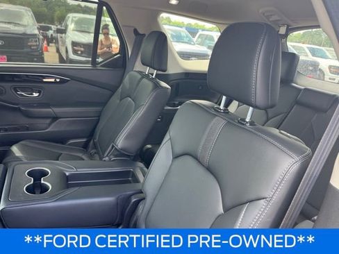 Used 2024 Honda Pilot Touring image 22