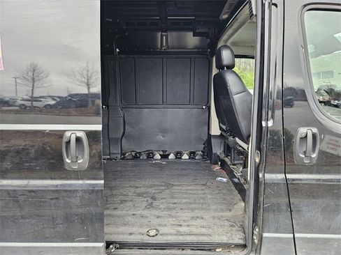 Used 2022 RAM ProMaster 1500 w/ Safety Group image 5