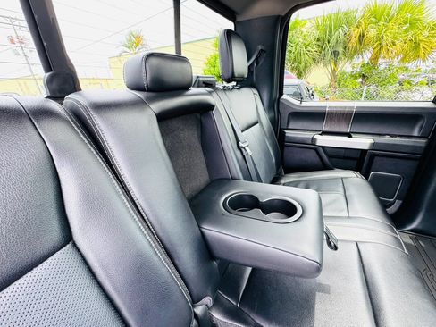 Used 2021 Ford F250 Lariat w/ Lariat Ultimate Package AWD/4WD image 16