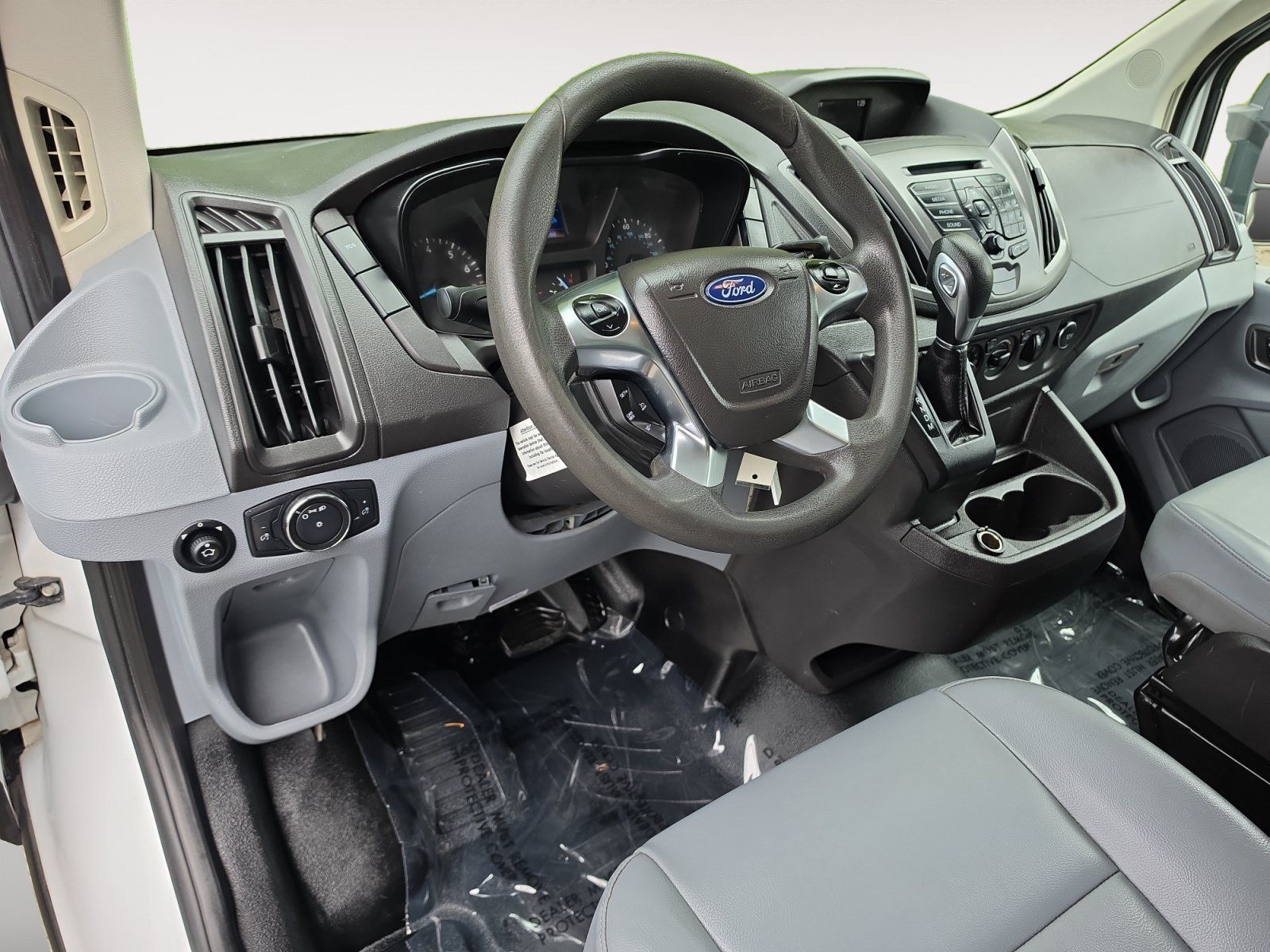 Used 2019 Ford Transit 350 156 DRW RWD image 10
