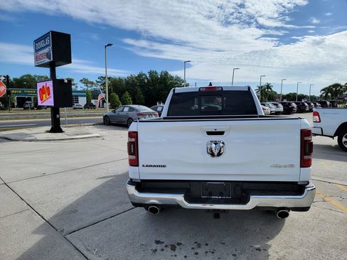 Used 2023 RAM 1500 Laramie AWD/4WD image 4