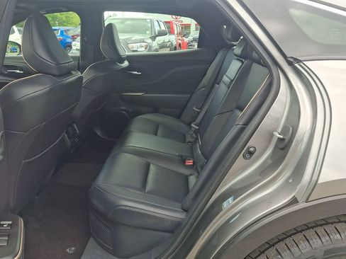 Certified 2023 Toyota Crown AWD/4WD image 13