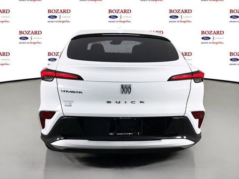 Used 2025 Buick Envista Sport Touring image 7