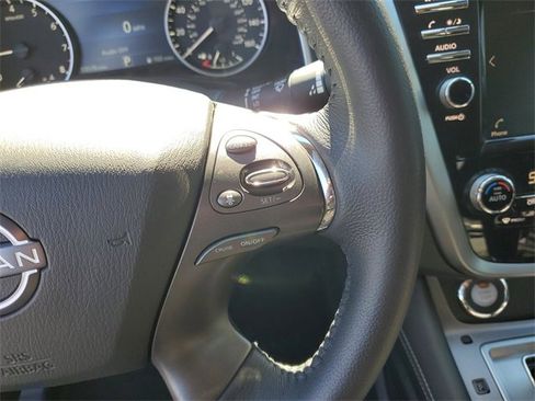 Certified 2024 Nissan Murano SV w/ SV Midnight Edition Package image 18