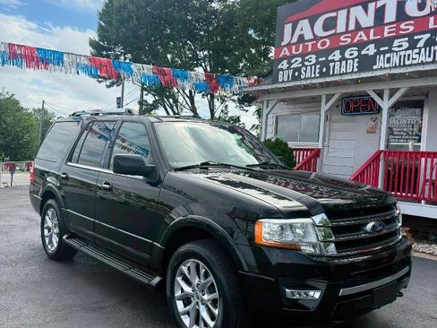 Used 2017 Ford Expedition Limited AWD/4WD image 7