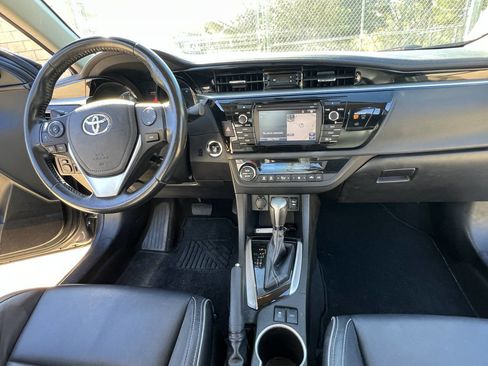 Used 2016 Toyota Corolla S Premium image 17