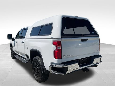 Used 2022 Chevrolet Silverado 2500 LTZ w/ Snow Plow Prep/Camper Package AWD/4WD image 12
