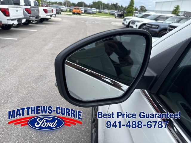 New 2027 Ford Expedition Platinum w/ Platinum Ultimate Package AWD/4WD image 8