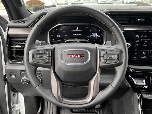 Used 2024 GMC Sierra 1500 AT4 w/ AT4 Preferred Package image 22