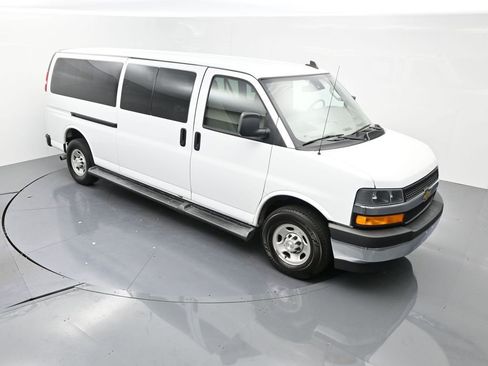 Used 2023 Chevrolet Express 3500 LT w/ LT Preferred Equipment Group RWD image 16
