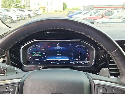 Used 2024 Chevrolet Silverado 1500 LT Trail Boss w/ Convenience Package II AWD/4WD image 16