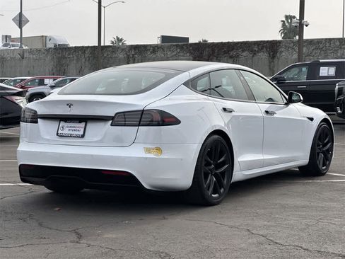 Used 2022 Tesla Model S image 4